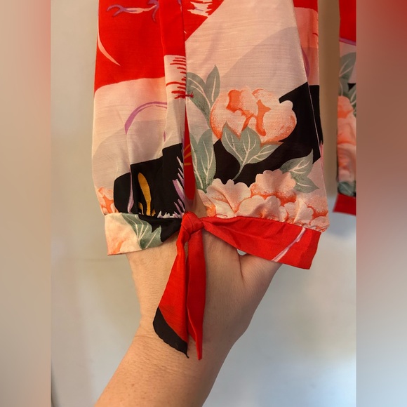 Vintage late 1950s Hawaiian peddle pusher tie shorts. Women’s small. - Picture 4 of 9